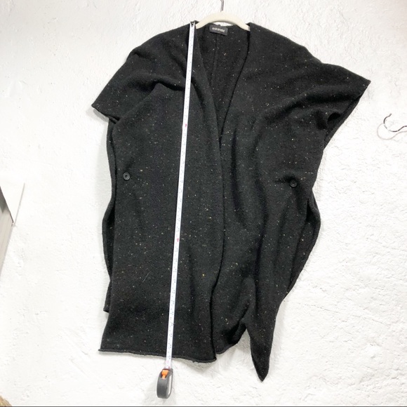 Eskandar Shawl Cashmere Cape - Picture 4 of 8